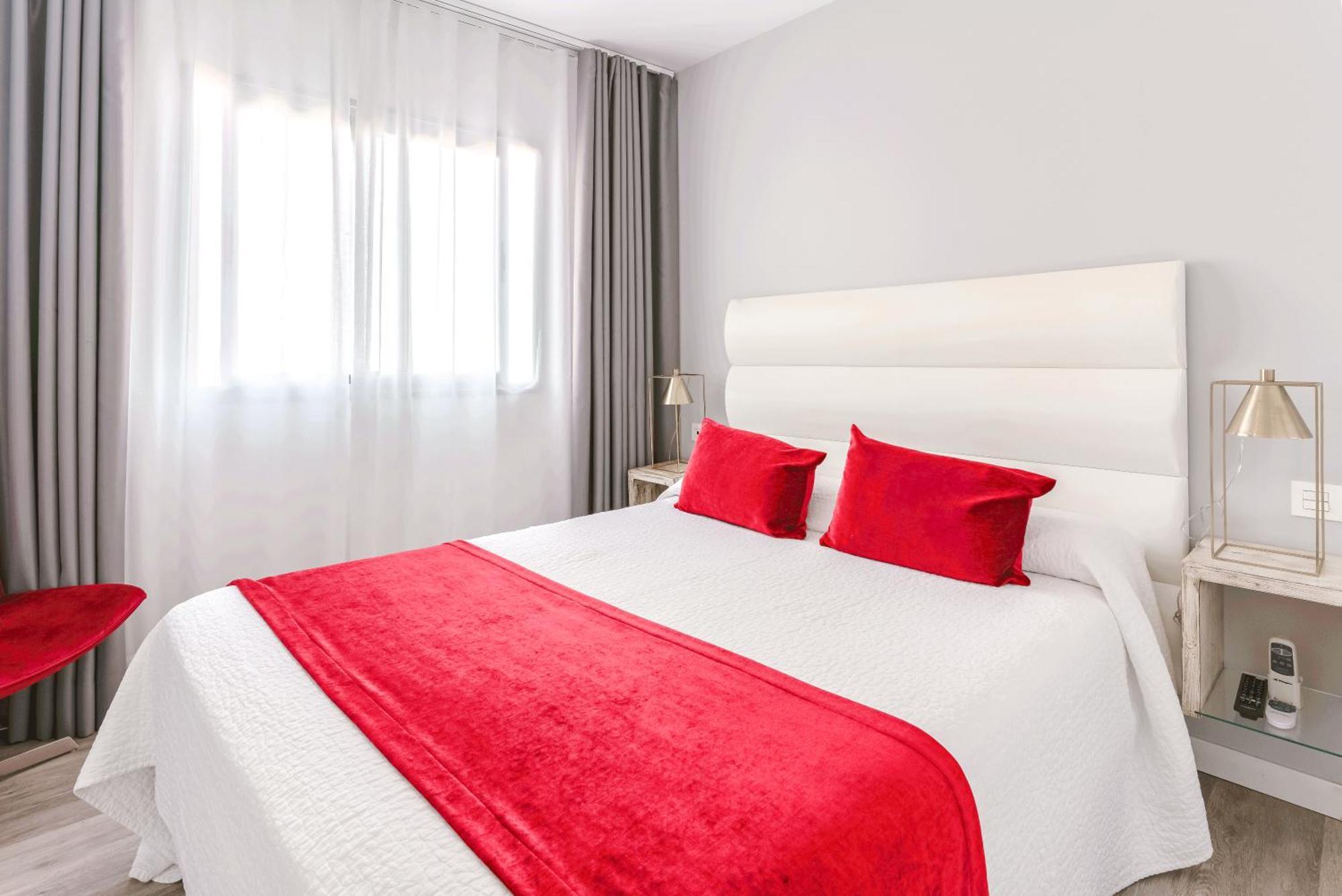 Bristol Sunset Beach - Holiday Apartments Corralejo Room photo